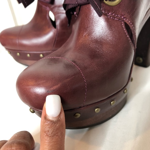 Ugg Celestina high heel clog / bootie - Picture 6 of 8